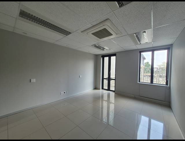 382M² OFFICE TO LET IN SANDTON CENTRAL